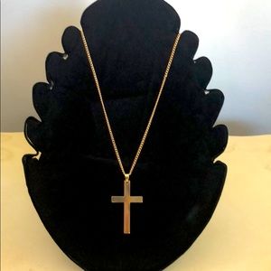 Simple gold tone cross necklace chain